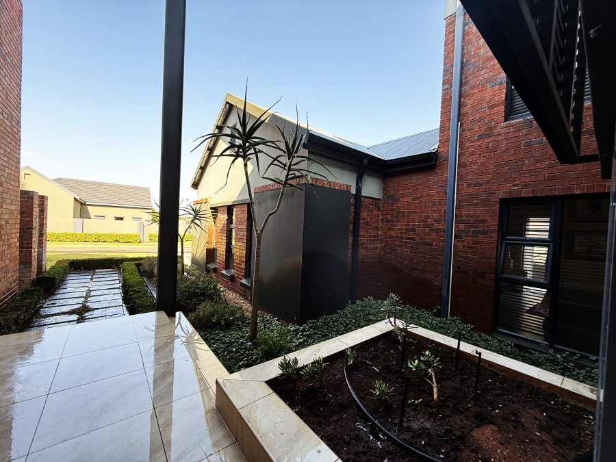 4 Bedroom Property for Sale in Tuscany Ridge North West